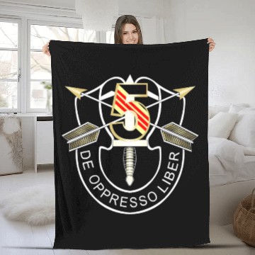 Discover 5th Special Forces Group De Oppresso Liber Design Fleece Blankets