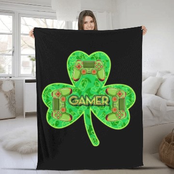 Discover St Patrick s Day Shamrock Gamer Fleece Blankets