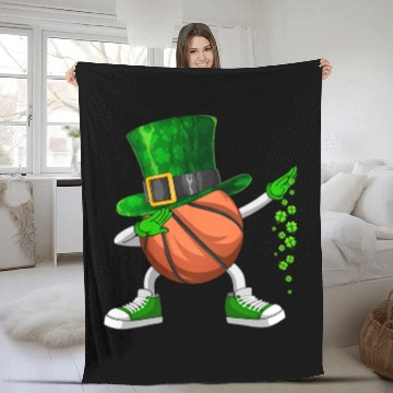 Discover Funny Dabbing Shamrock Basketball St Patrick's Day Fleece Blankets
