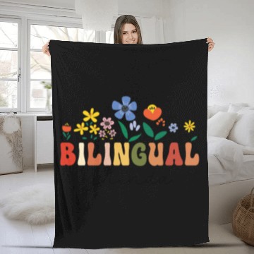 Discover Bilingual Spanish Teacher Bilingual y linda Fleece Blankets