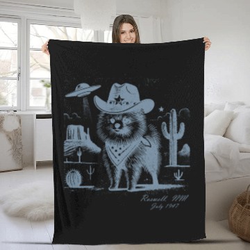 Discover Roswell Cowboy Pomeranian – Alien Encounter Fleece Blankets