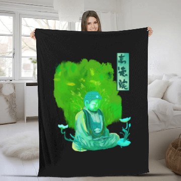 Discover Kamakura Great Buddha Statue Fleece Blankets