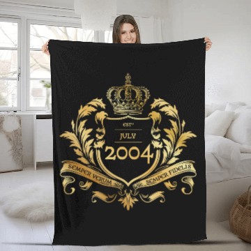 Discover 21st birthday Semper Verum - Established 08/2004 Fleece Blankets