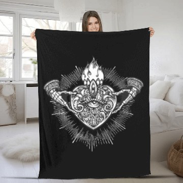 Discover Sacred Heart Claddagh Symbol - White Fleece Blankets
