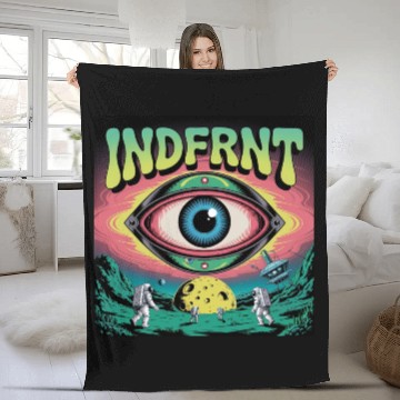 Discover Psychedelic Space Eye – Trippy Cosmic Poster Art Fleece Blankets