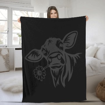 Discover Sweet Cow with Daisy Fleece Blankets