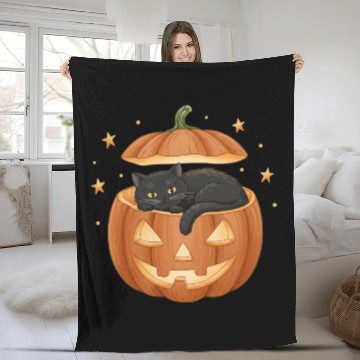 Discover Black Cat in Jack-O-Lantern Pumpkin Fleece Blankets
