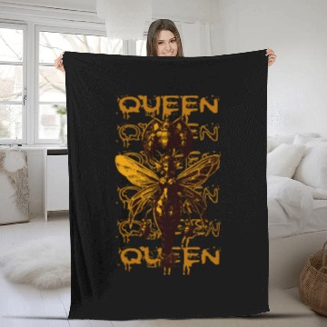 Discover Queen Bee Warrior – Dark Fantasy Insect Art Fleece Blankets