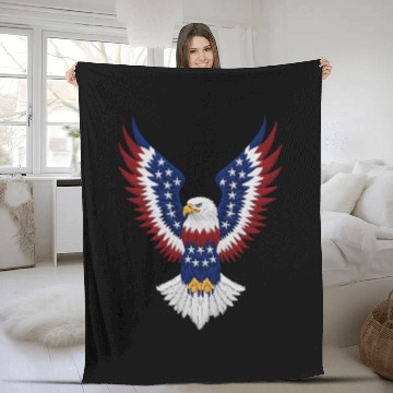 Discover American Bald Eagle with USA Flag Wing Art Design Fleece Blankets