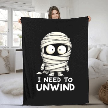 Discover I Need to Unwind Funny Mummy Halloween  Fleece Blankets