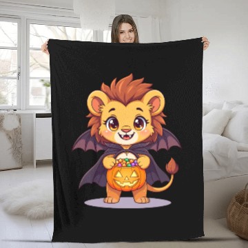 Discover Cute Halloween Lion with Bat Costume Fleece Blankets