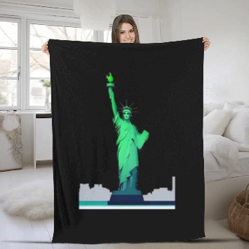 Discover Modern Minimal Statue of Liberty – New York Icon Fleece Blankets