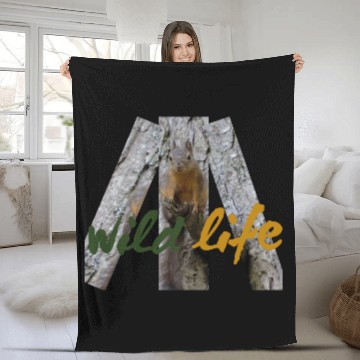 Discover Wild Life Squirrel  Fleece Blankets