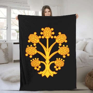 Discover Westmoreland apple tree Fleece Blankets
