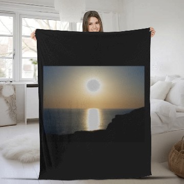 Discover North Devon Hartland Volcanic Ash Sunset (4) Fleece Blankets