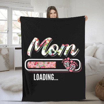 Discover Funny Floral Mom Loading Est 2022 New Mother Fleece Blankets