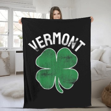 Discover Vermont Gift St. Patrick's Day Shamrock Irish - Me Fleece Blankets