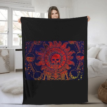 Discover Dramatic Red Skull Fleece Blankets