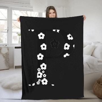 Discover flower Patterned Letter P Fleece Blankets