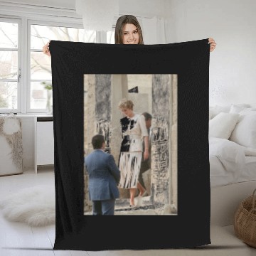 Discover No.57 Princess Diana Egypt 1992 Fleece Blankets