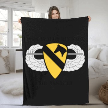 Discover 1st Cavalry Division Air Assault - With Text Fleece Blankets