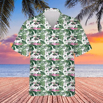 Discover The Queen Retired nurse Hawaiians