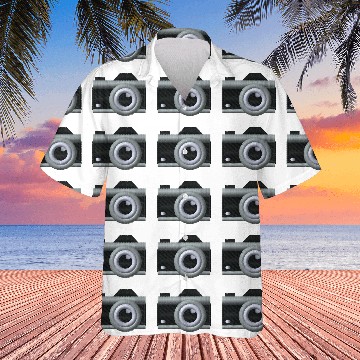 Discover Camera embroidered Hawaiians