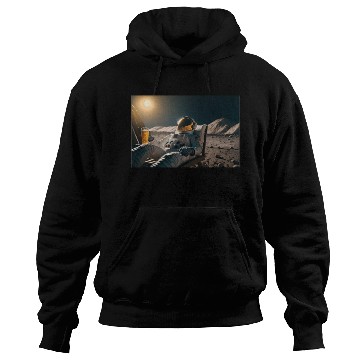 Discover Astronaut drinking beer on the moon Hoodies