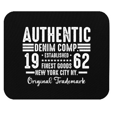 Discover New York City Born In 1962 Vintage Birthday Mouse Pads