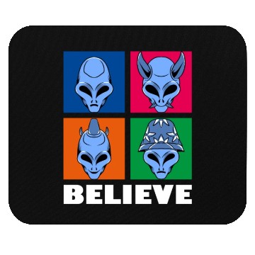 Discover Funny Believe alien square Vintage 70s Alien Lover Mouse Pads