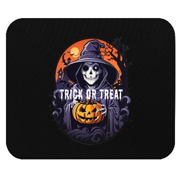 Discover Halloween : trick or treat Mouse Pads