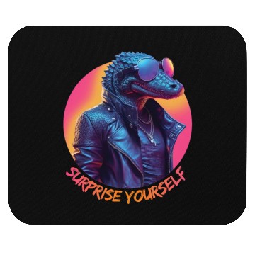 Discover Synthwave style crocodile wearing sunglasses Mouse Pads
