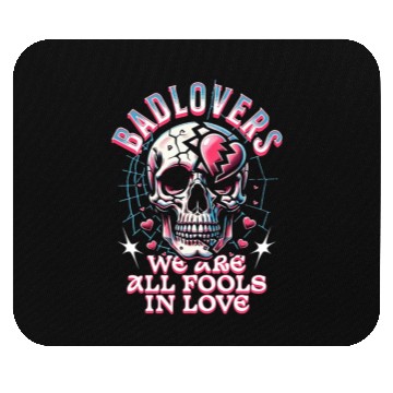 Discover Bad Lovers Skull Gothic Valentine Punk Hearts Mouse Pads