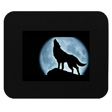 Discover Wolf howling in the moonlight Mouse Pads