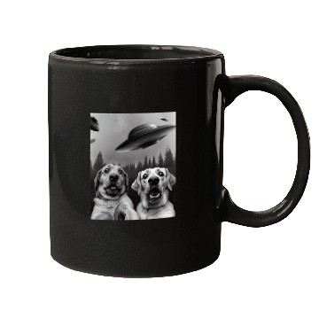 Discover Labrador Selfie Funny Two ScaredyDogs and UFOs in Forest Mugs