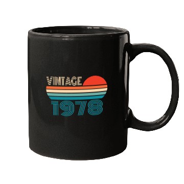 Discover 1978 Vintage born in Retro age Birthday gift idea Mugs