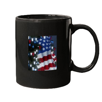 Discover Patriotic Christmas Decorated Christmas Tree Mugs