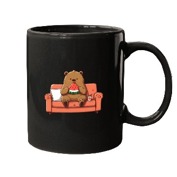 Discover Cosy bear enjoying watermelon Mugs