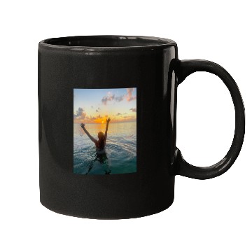 Discover Summer sunset  Mugs