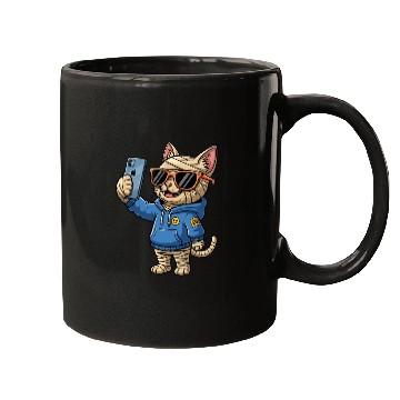 Discover Cool Cartoon Cat Mummy Taking a Selfie Mugs