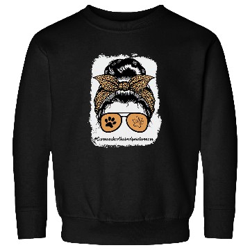 Discover German Shorthaired Pointer Dog Mom Bleached Messy Hair Bun Sweatshirts