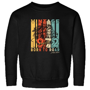 Discover Lion August 1972 Vintage Gift Sweatshirts