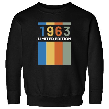Discover 60 Years Vintage 1963 Retro 60th Birthday Sweatshirts