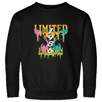 Discover 1986 Born Limited Edition Butterfly Gift Sweatshirts