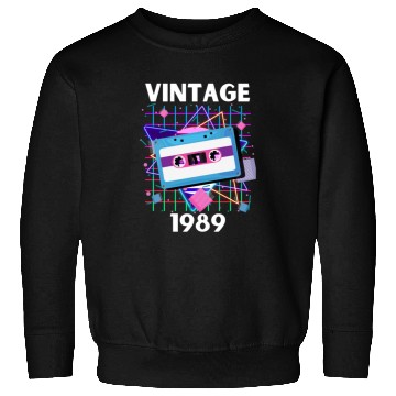 Discover VINTAGE 1989 Sweatshirts