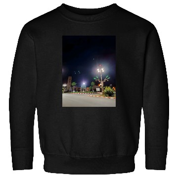 Discover small town beauty Sweatshirts