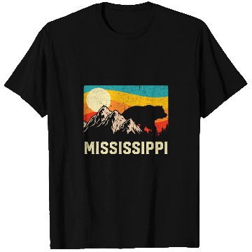 Discover Funny Bear Mississippi Nature Wild Bear Retro Sunset Hiking Cute Bears T-Shirts