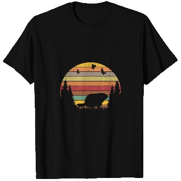 Discover Marmot Retro Groundhog vintages 2 T-Shirts