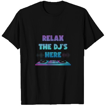 Discover DJ Vinyl Turntable Saying Techno Music Synthesizer T-Shirts