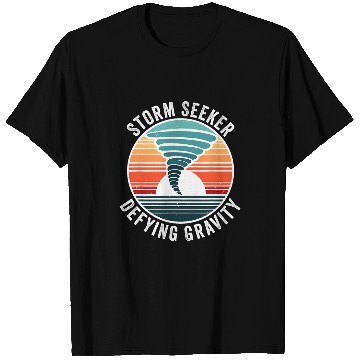 Discover Tornado Chaser Storm Hunting Meteorologist Storm Chasing T-Shirts